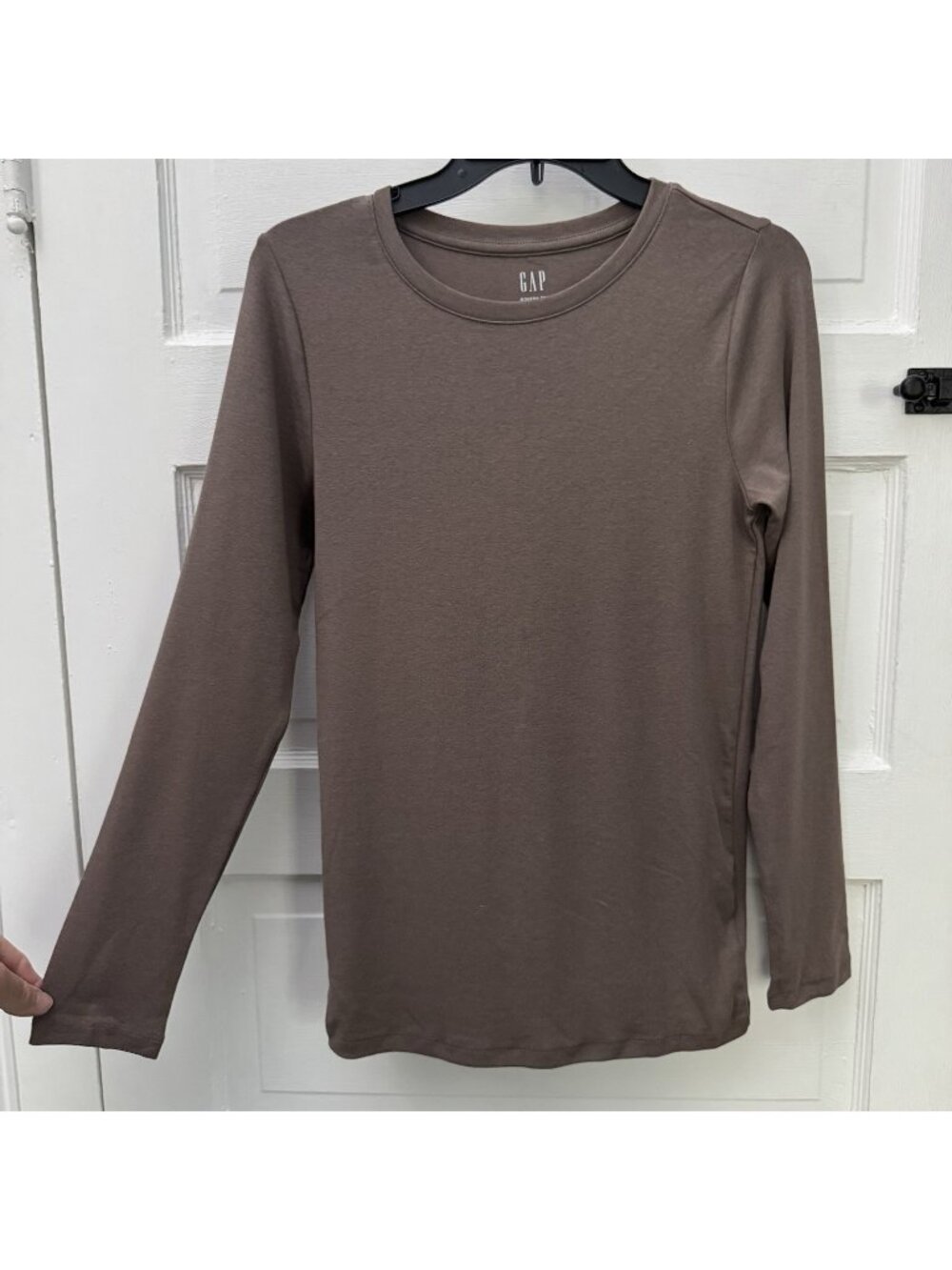 Gap Modern Tee Women’s M Plymouth Rock Brown Cotton Long Sleeve Crew Neck
